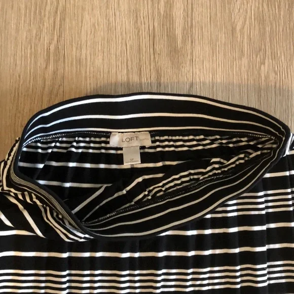 Loft Petites Maxi Skirt Black And White Striped  Size SP - Picture 7 of 15